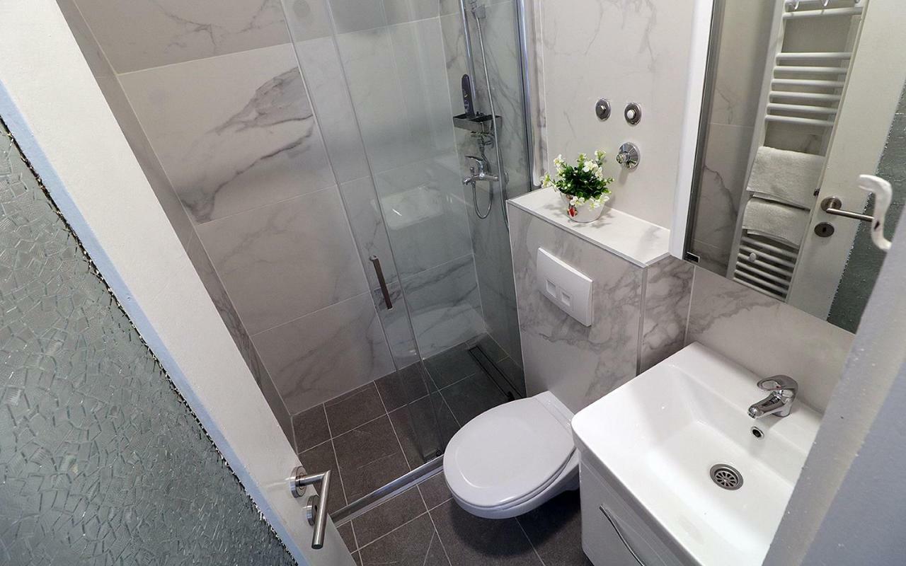 Apartman Tina Novi Sad Buitenkant foto